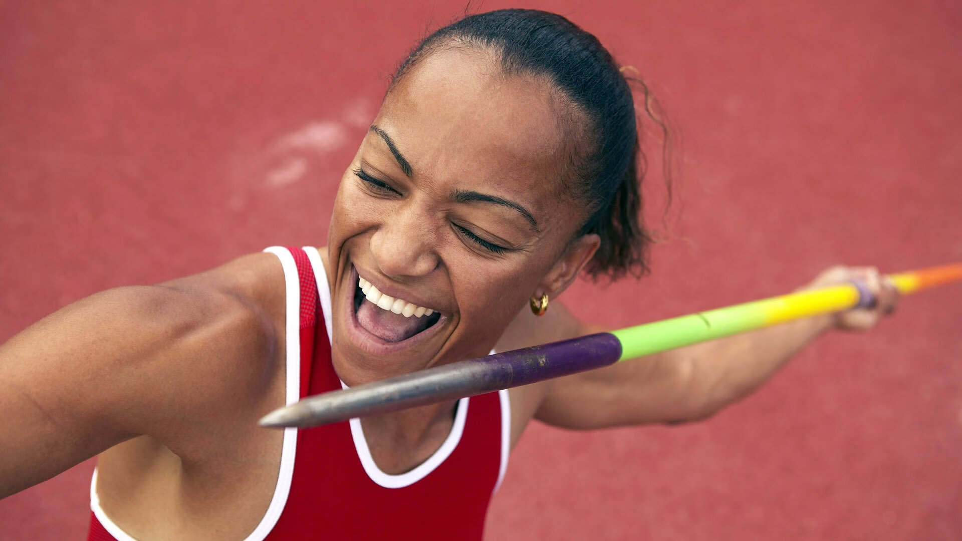 九游游戏平台-中国体育代表团举行升旗仪式 士气高涨，看中国体育代表团在冬季